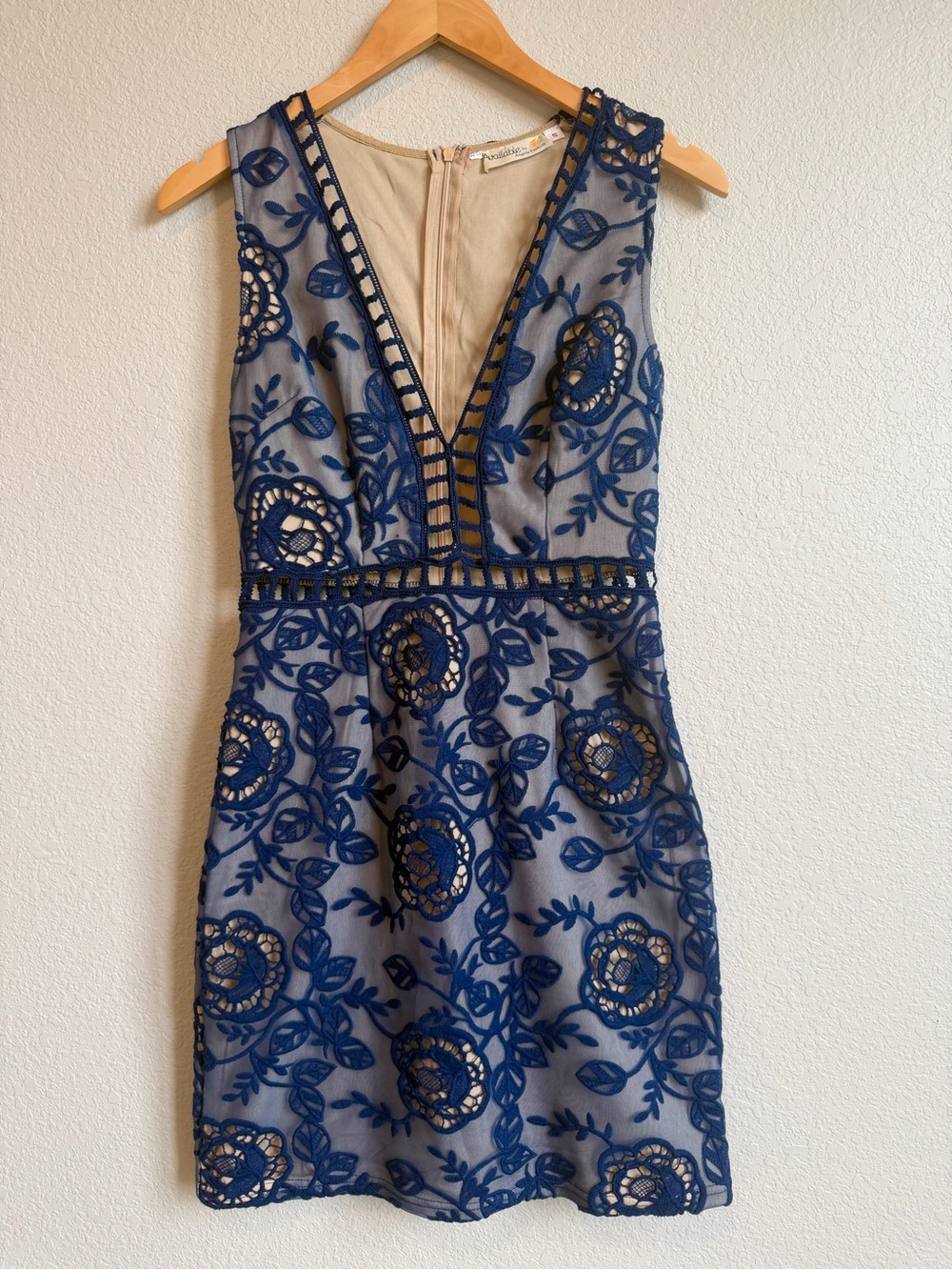 Blue floral textured lace V-Neck mini dress